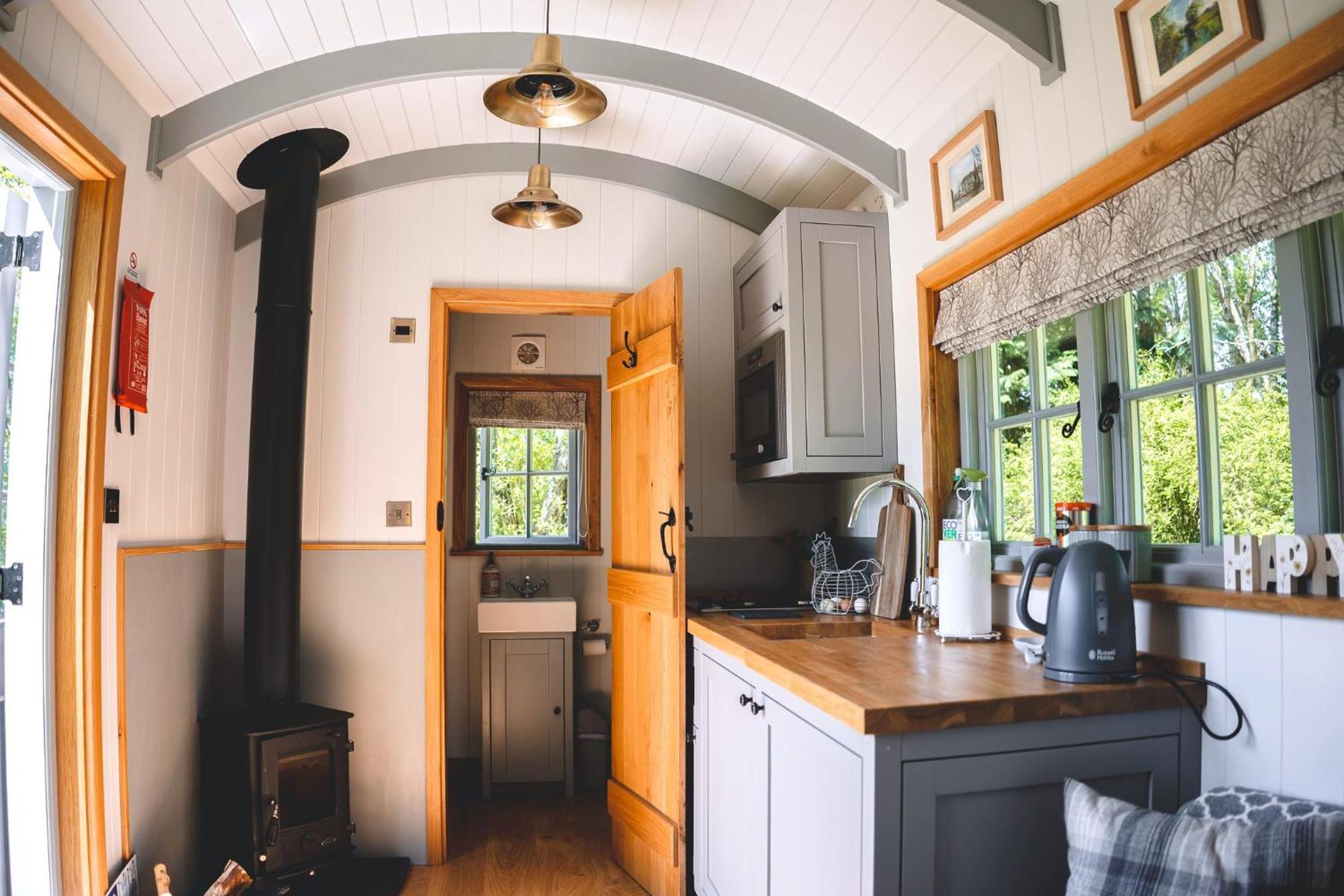 Somerset Shepherds Huts Winsham Εξωτερικό φωτογραφία